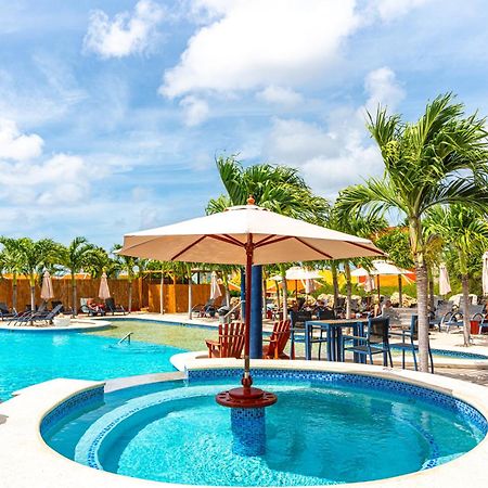 The Ritz Village (Adults Only) Willemstad Esterno foto