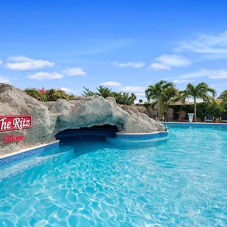 The Ritz Village (Adults Only) Willemstad Esterno foto