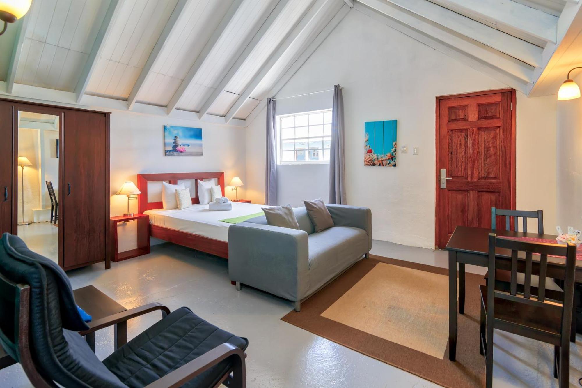 The Ritz Village (Adults Only) Willemstad Esterno foto