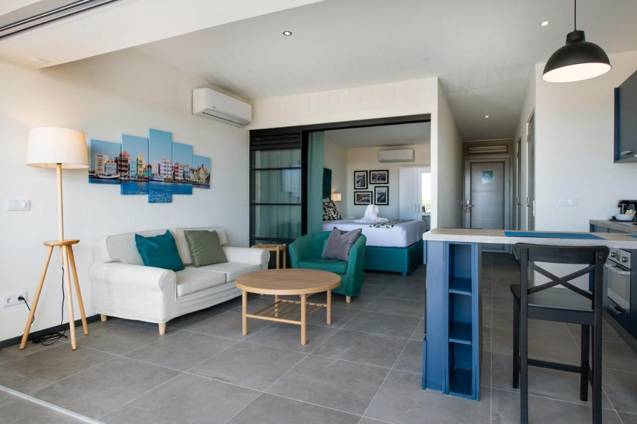 The Ritz Village (Adults Only) Willemstad Esterno foto