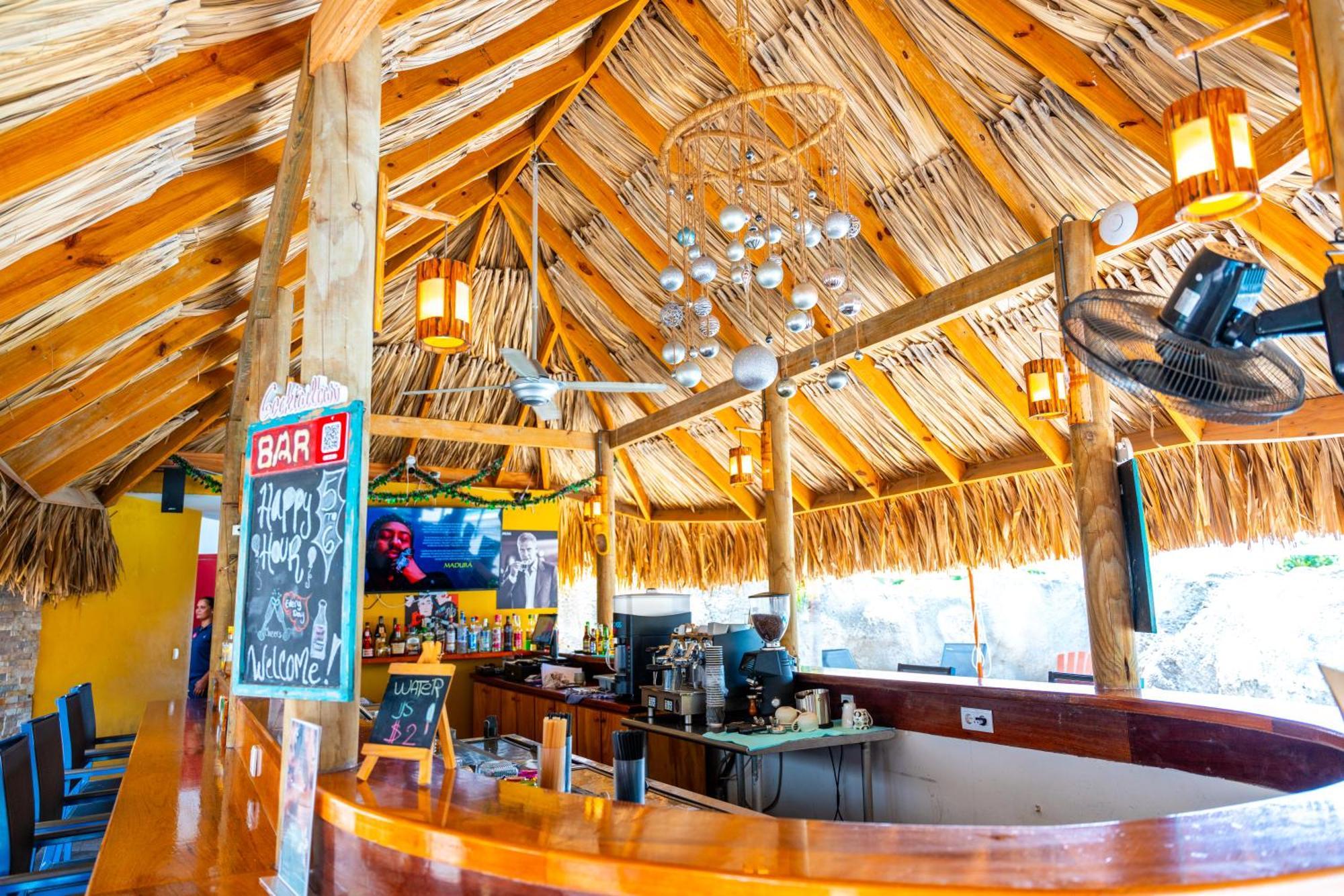 The Ritz Village (Adults Only) Willemstad Esterno foto