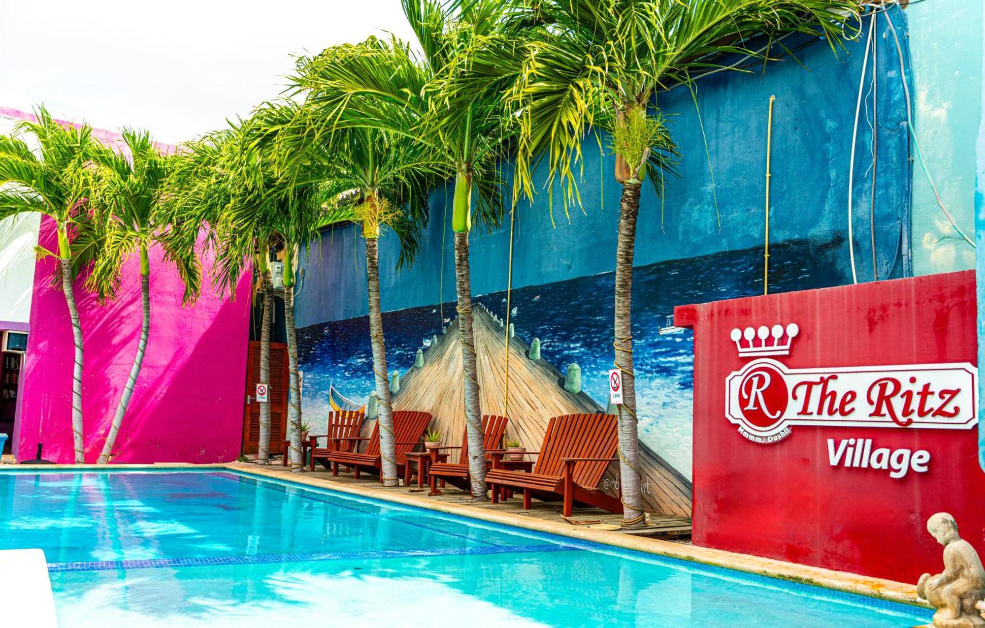 The Ritz Village (Adults Only) Willemstad Esterno foto