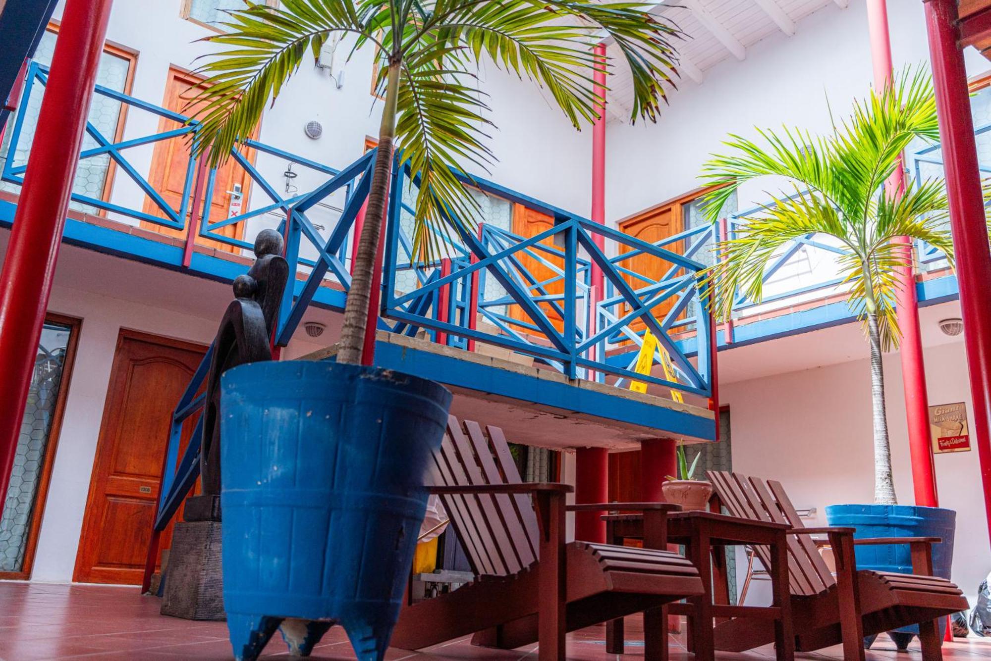 The Ritz Village (Adults Only) Willemstad Esterno foto