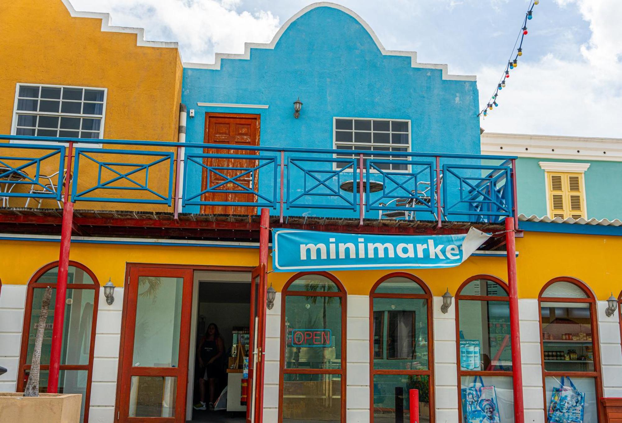 The Ritz Village (Adults Only) Willemstad Esterno foto