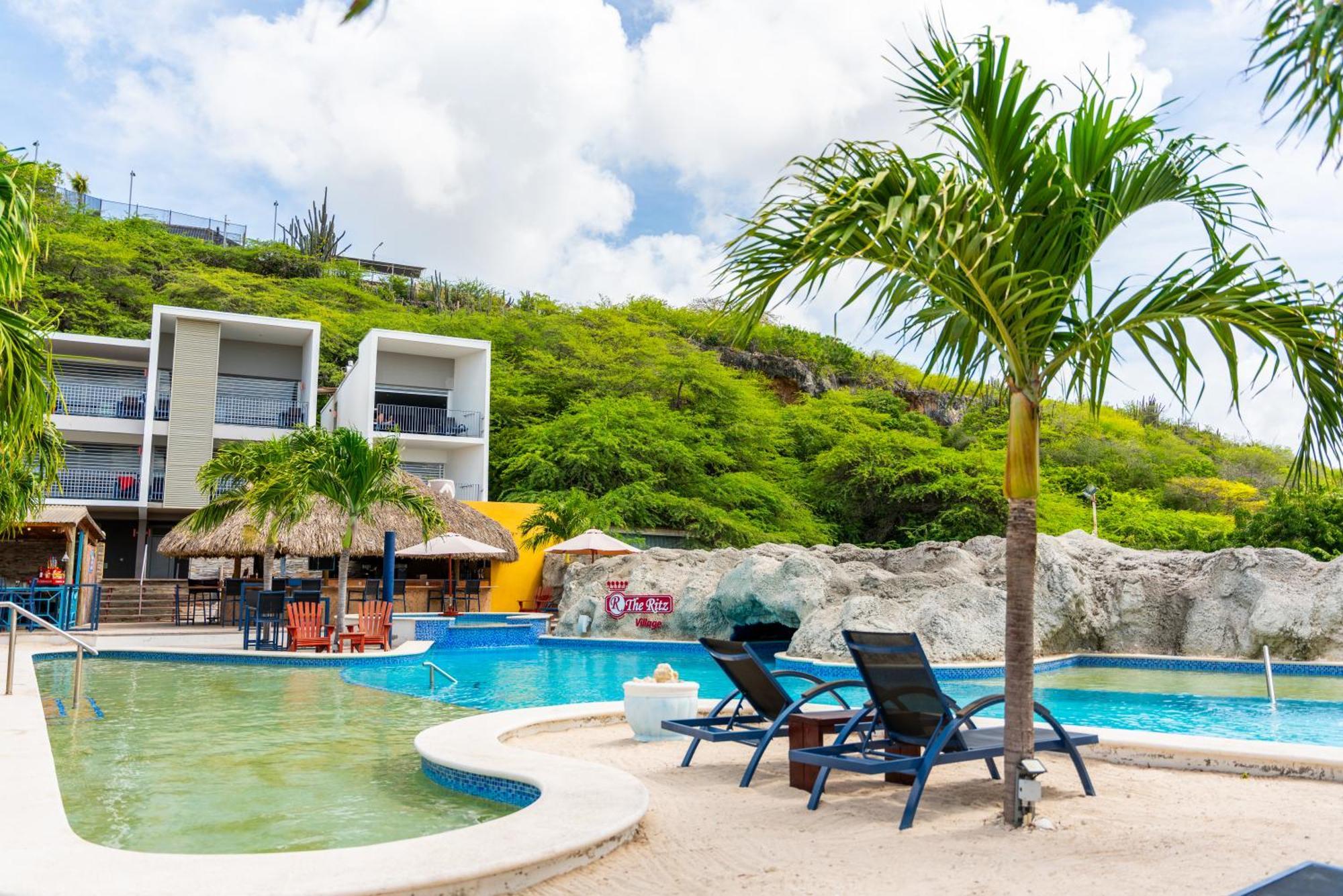 The Ritz Village (Adults Only) Willemstad Esterno foto