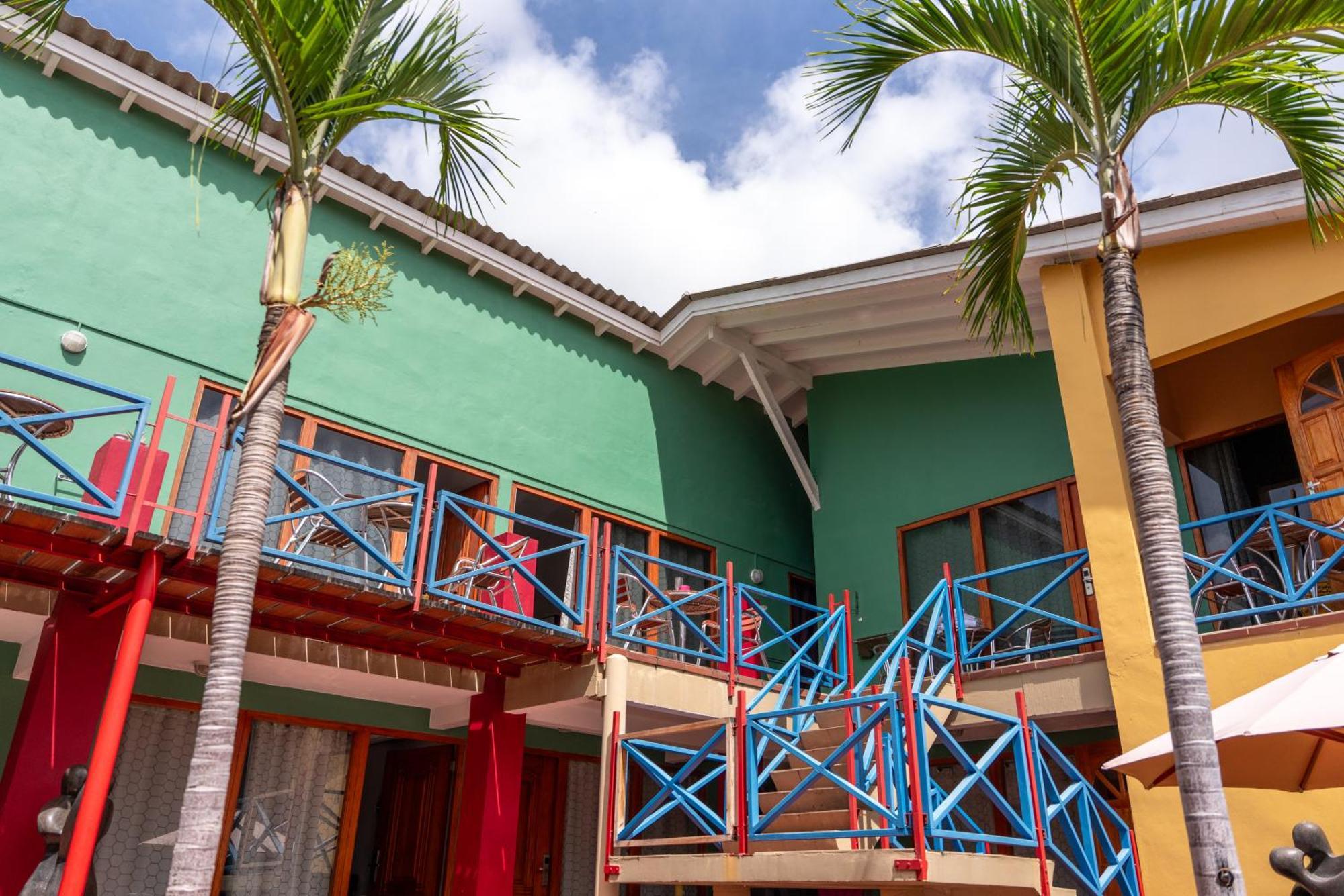 The Ritz Village (Adults Only) Willemstad Esterno foto