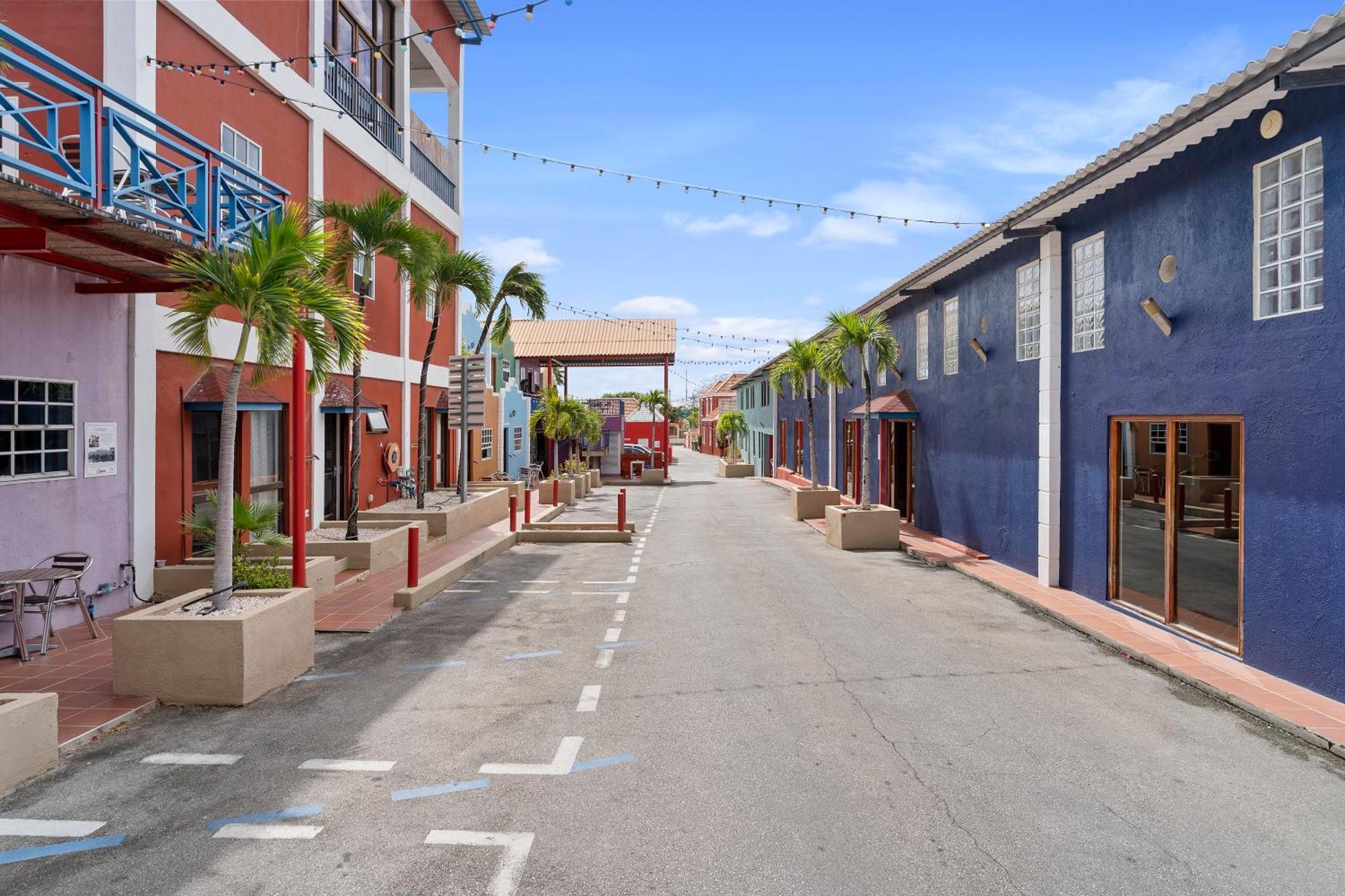The Ritz Village (Adults Only) Willemstad Esterno foto