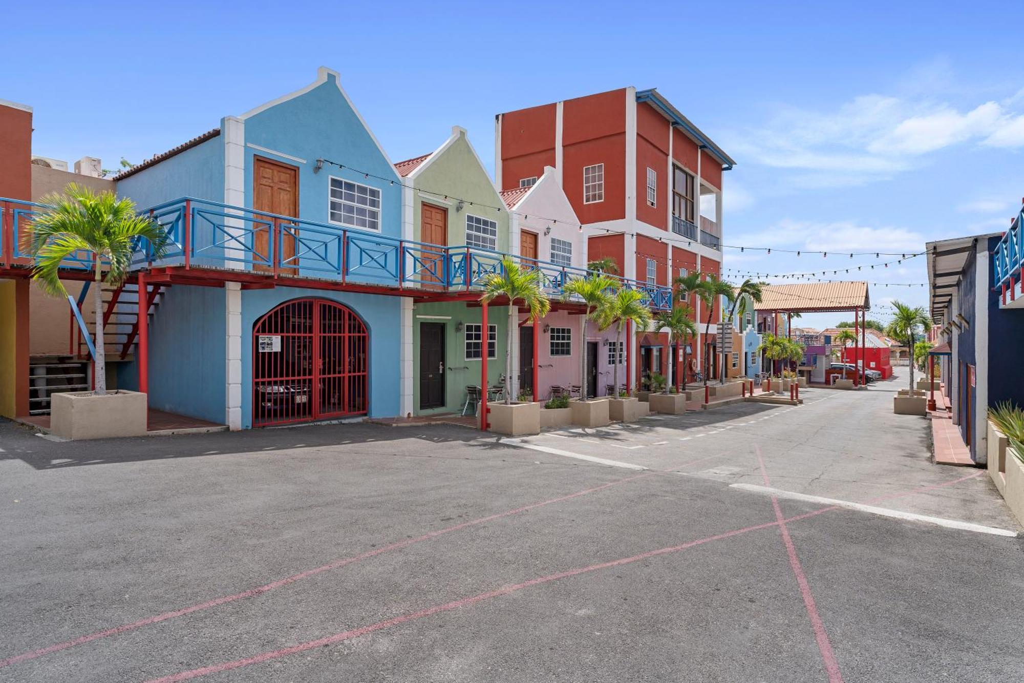 The Ritz Village (Adults Only) Willemstad Esterno foto